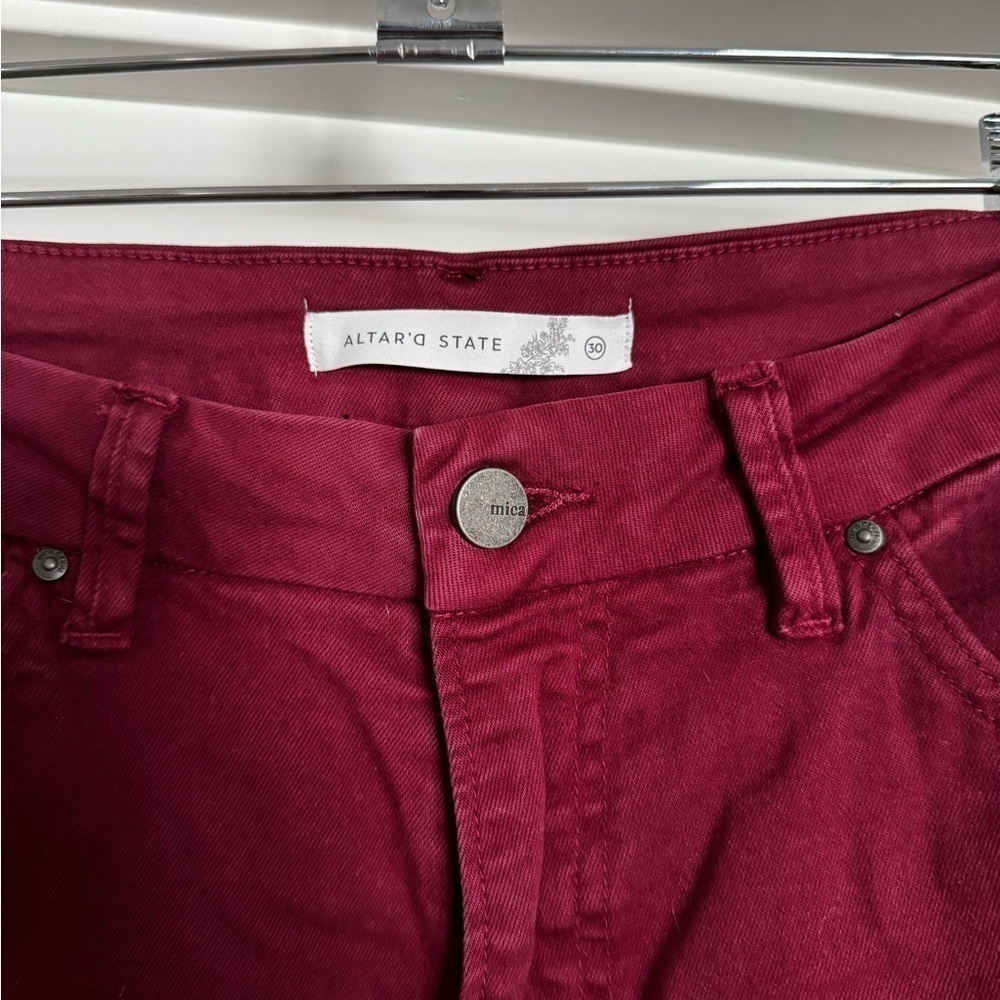 Altar’d state Loraline Straight Leg maroon raw hem Pants size 30 - Picture 6 of 9